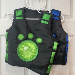 Wild Kratts Chris and Martin Adventure Vests